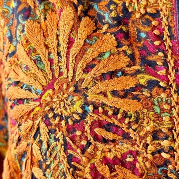 Gretchen Scott Embroidered Tunic Top. Size Small. - Picture 4 of 7